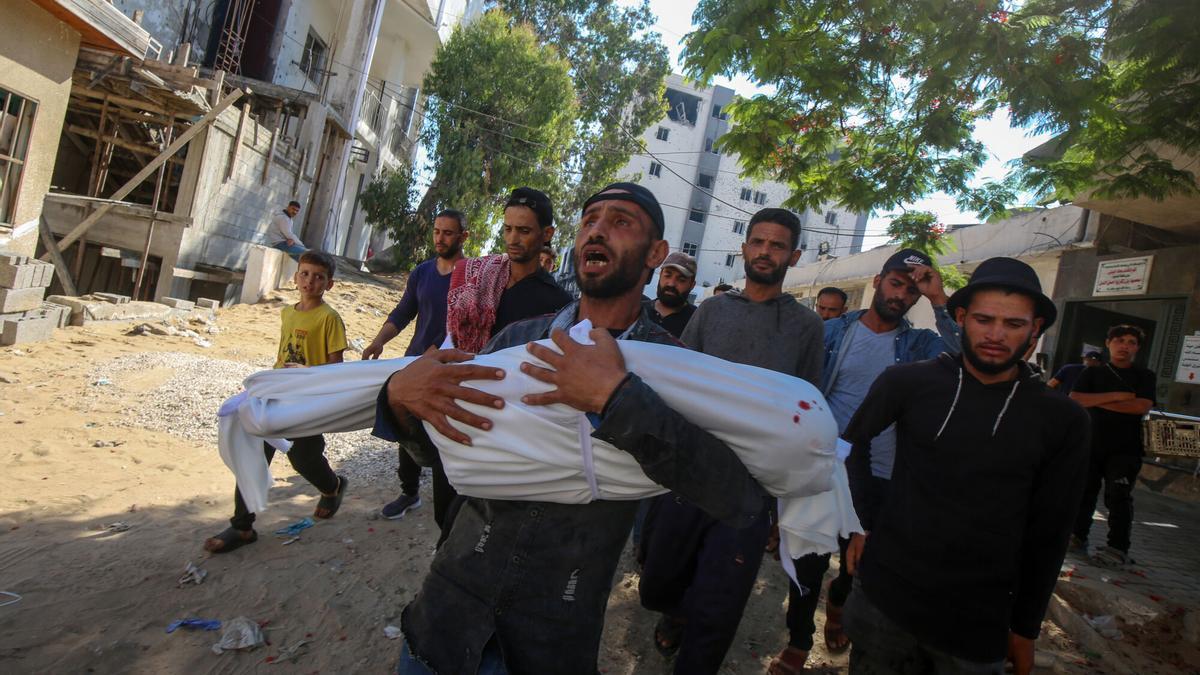 Israel dispara contra un grupo de civiles matando a decenas de ellos en Ciudad de Gaza