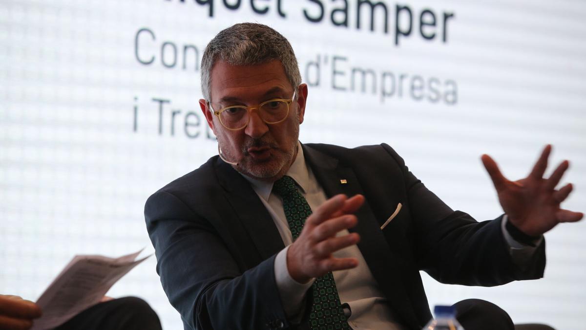 Miquel Sàmper defiende la «compatibilidad» de defender la paz e invertir en defensa