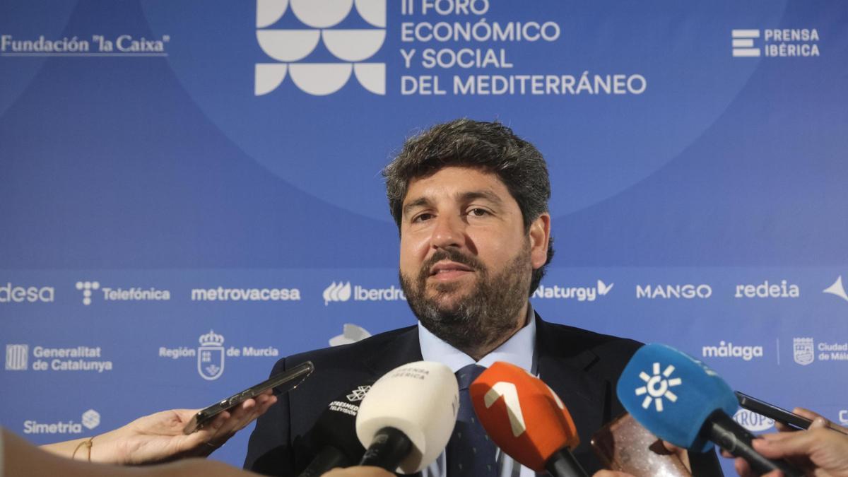 CORRUPCIÓN SÁNCHEZ | López-Miras: «¿Qué medidas anticorrupción de Sánchez? La reestructuración de Gobierno se la ha hecho la UCO»