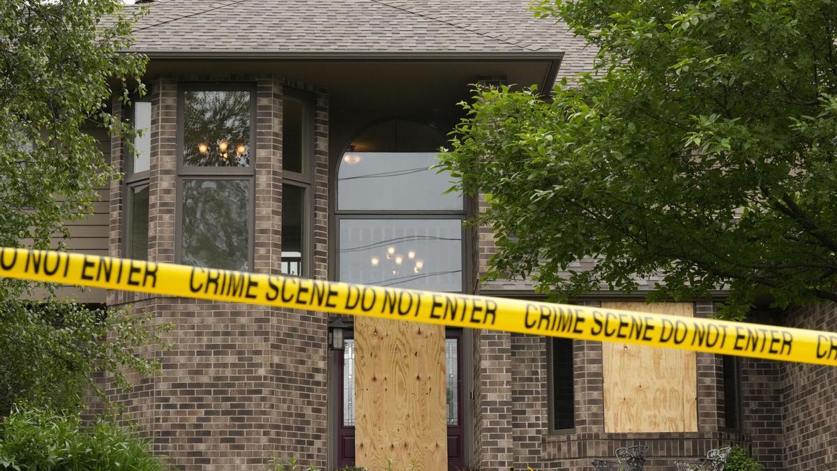 Hallan un segundo vehículo del sospechoso del asesinato de la congresista de Minnesota Melissa Hortman