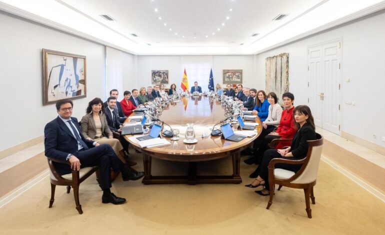 El Gobierno impondrá condiciones a la opa y mantiene en vilo a BBVA y Sabadell sobre su alcance