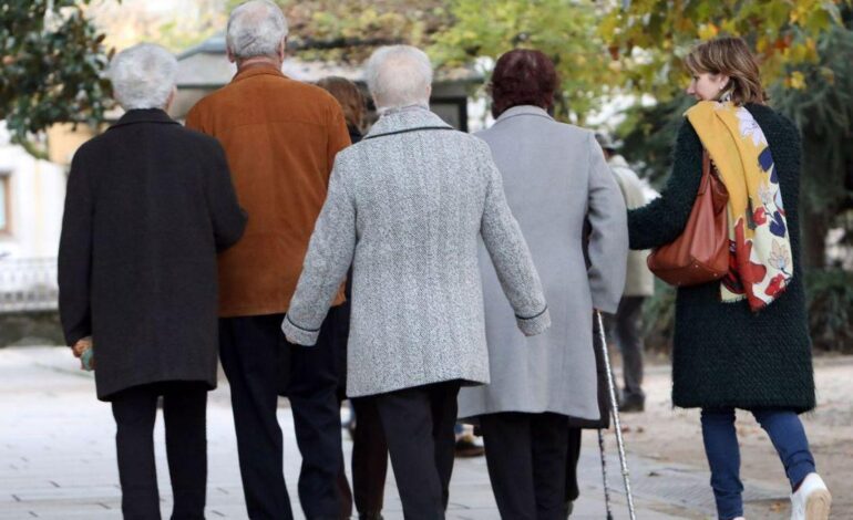 así vive Conchín, pensionista y madre en un piso compartido