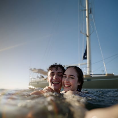 Las aguas de la Costa Valda mantienen un cementerio de barco transformado en arrecifes. La meca del buceo en la península.