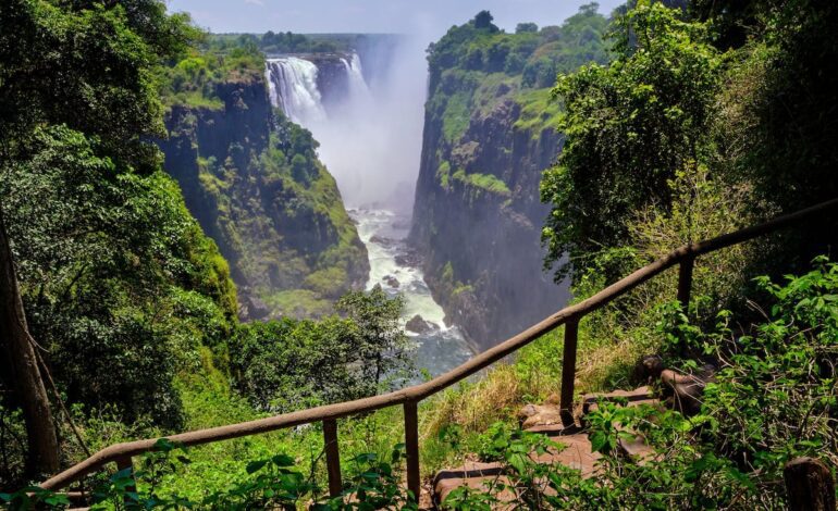 Cómo disfrutar al máximo de un recorrido por las cataratas Victoria | El Viajero