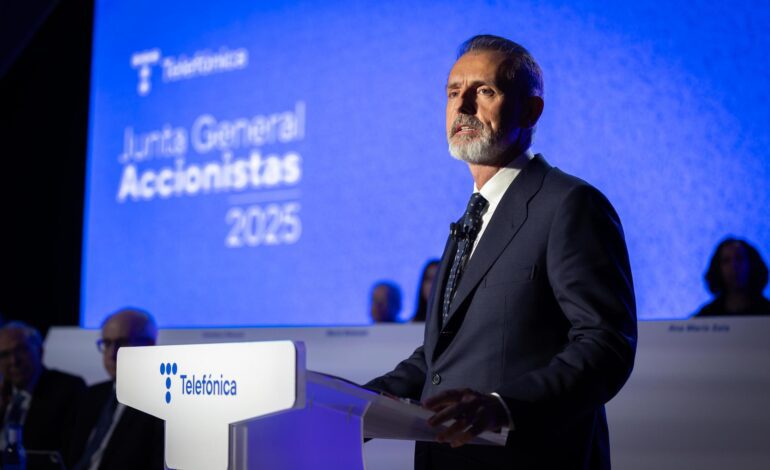 Los bajistas dan un respiro a Telefónica ante la revalorización de la acción por el efecto Marc Murtra