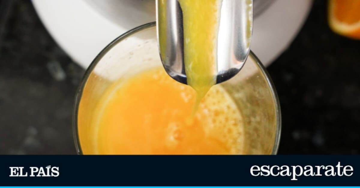 Prepara tu zumo en tan solo 20 segundos: este exprimidor portátil arrasa en verano | Gastronomía | Escaparate