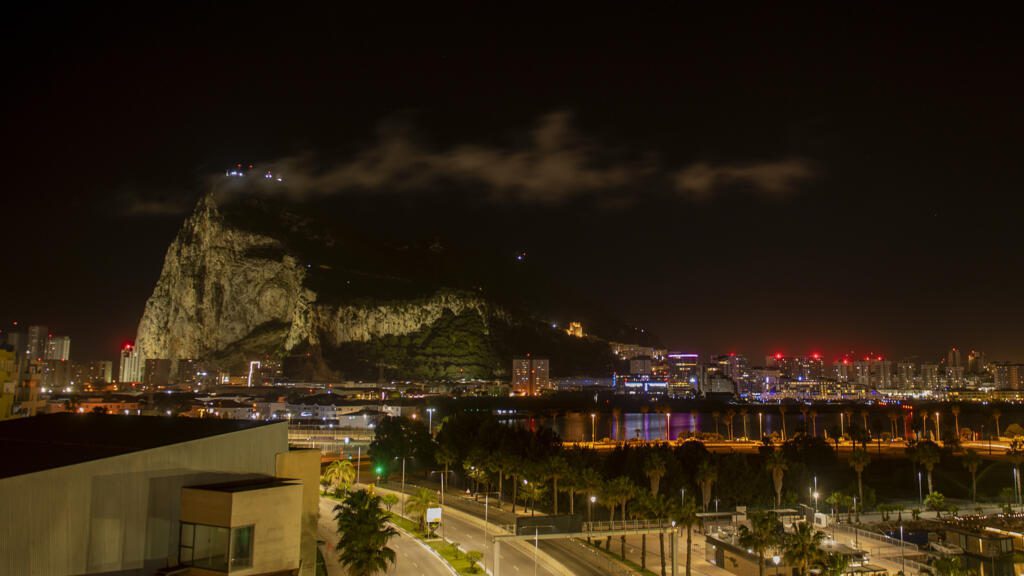 Fin de 'La Verja' y soberanía militar británica: las cinco claves del acuerdo sobre el estatus de Gibraltar