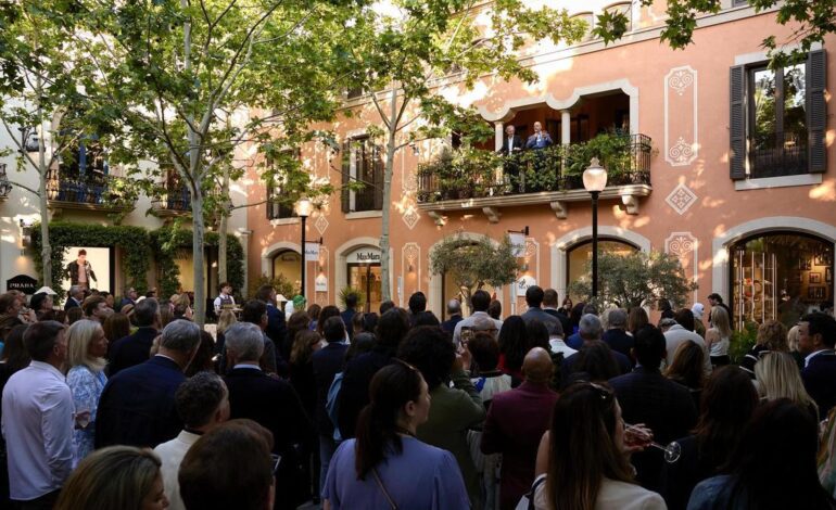LA ROCA VILLAGE | La Roca Village activa su campaña de verano con descuentos de hasta el 60% y eventos en directo