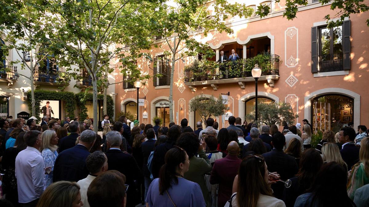 LA ROCA VILLAGE | La Roca Village activa su campaña de verano con descuentos de hasta el 60% y eventos en directo