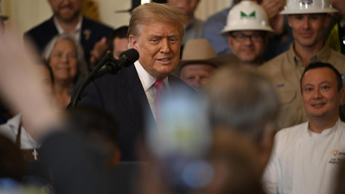 Trump decide romper con efecto «inmediato» la negociación comercial con Canadá