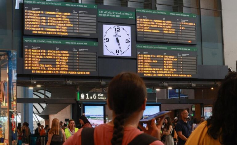 Recuperada la tensión en la catenaria averiada que afecta a la línea de alta velocidad Madrid-Andalucía