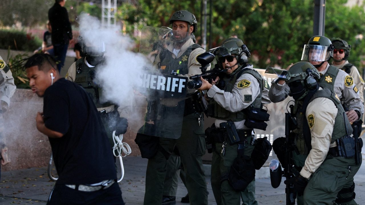 Los Ángeles sigue bajo el gobierno del caos y el miedo a Trump tras más de una semana de protestas