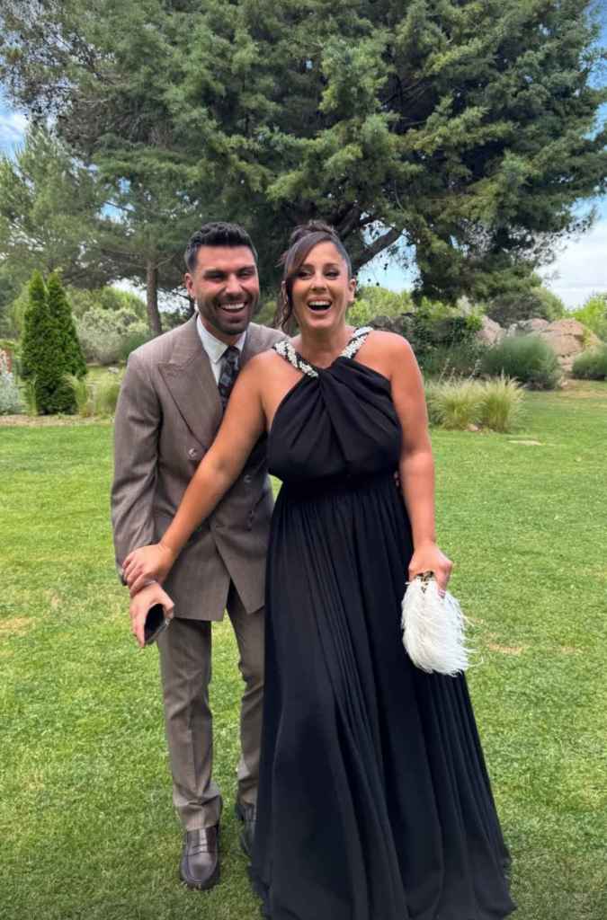 La mirada invitada de Anabel Pantoja en la boda de Susana Molina