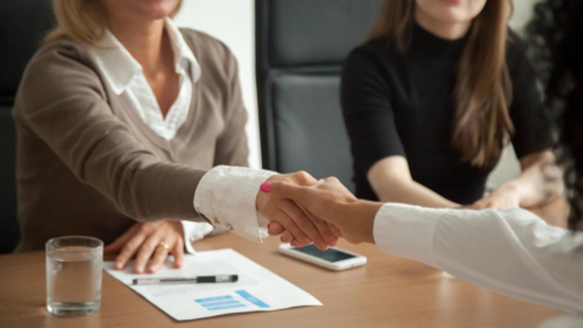 ¿Te han hecho un contrato de sustitución? Esto es lo que significa y cuánto puede durar