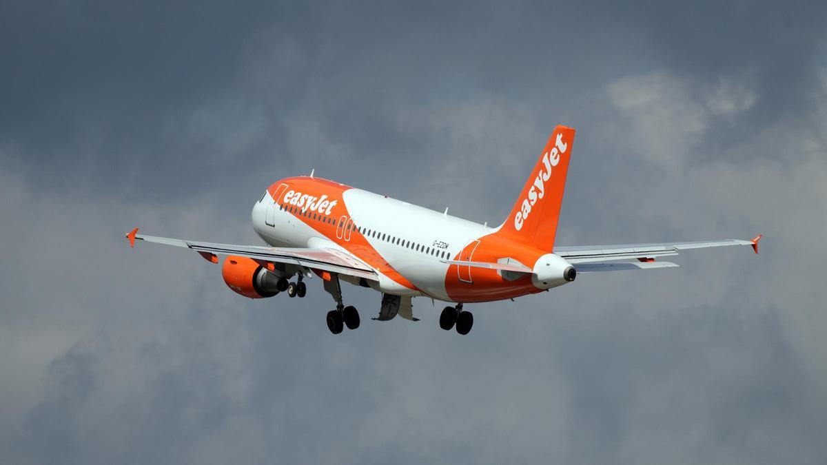 Huelga de tripulantes de cabina de Easyjet desde hoy y hasta el 27 de junio