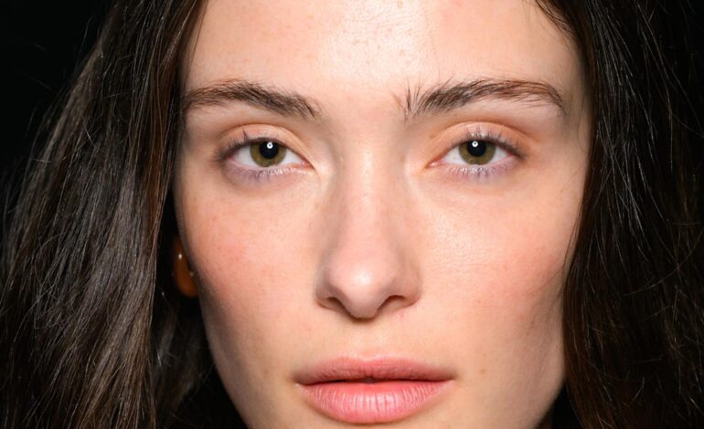 Mejores bases de maquillaje para verano 2025