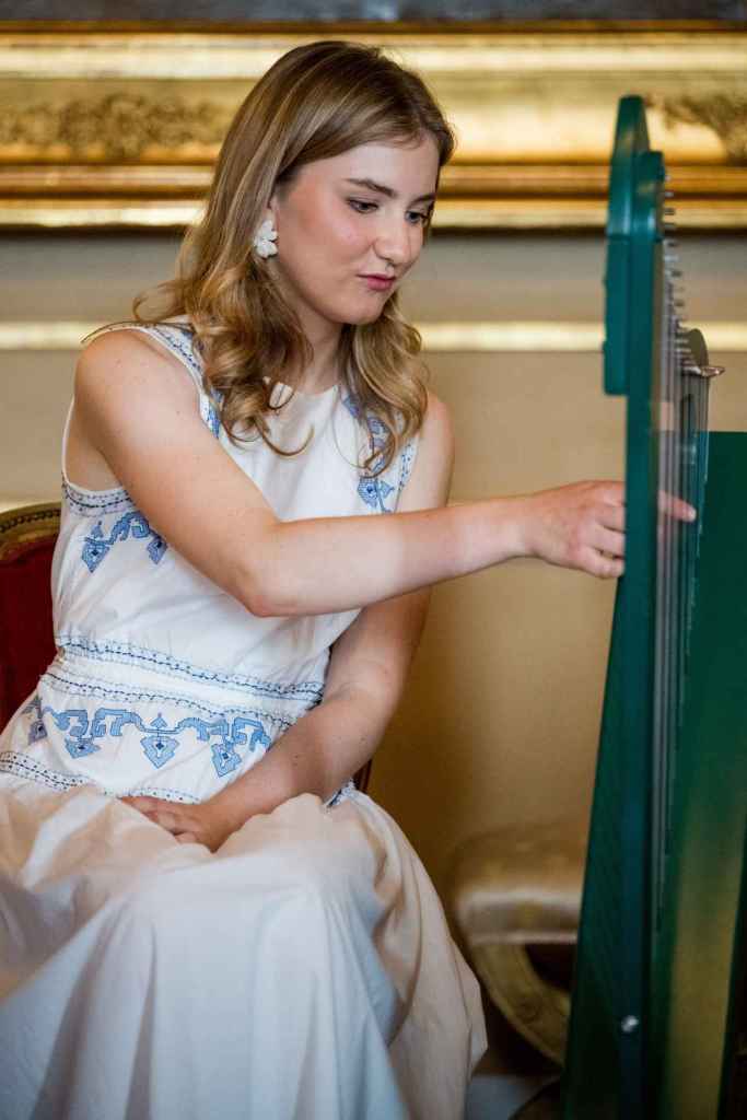Princesa Elisabeth con su vestido de Zara de la temporada 2023