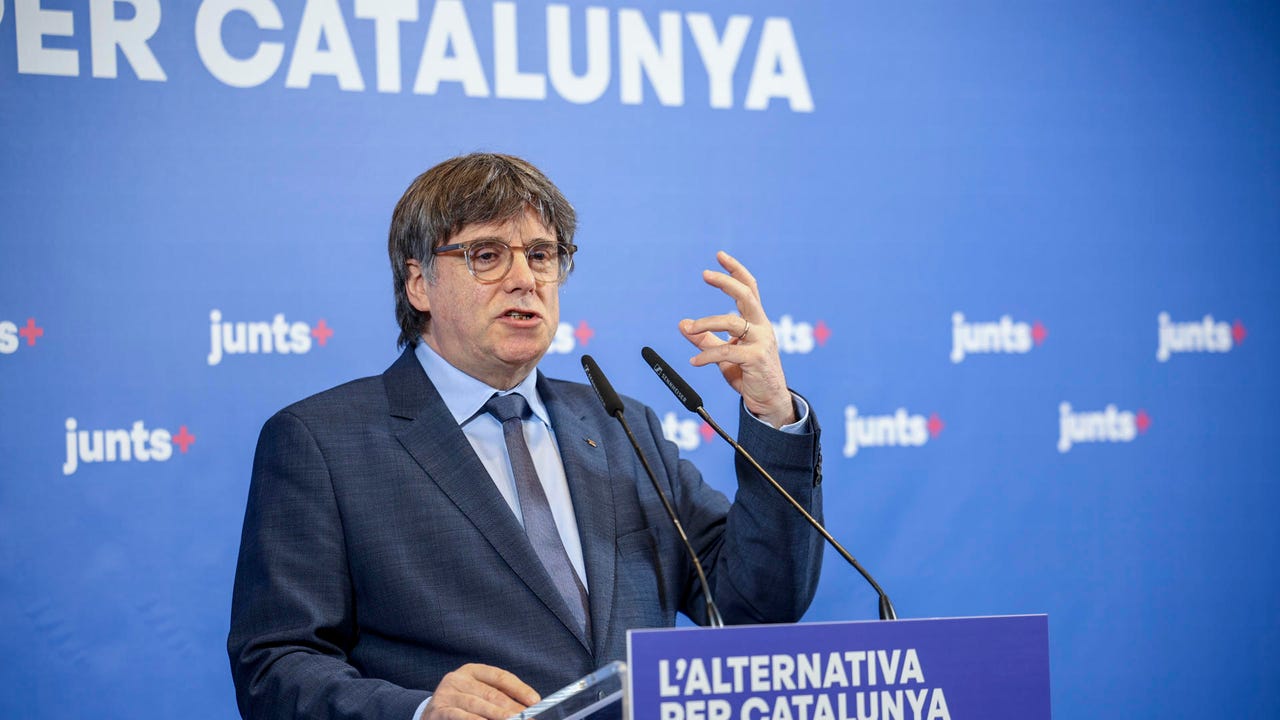 ¿Qué pasará con Puigdemont? El Gobierno pide que también se le aplique la ley de amnistía avalada por el Constitucional