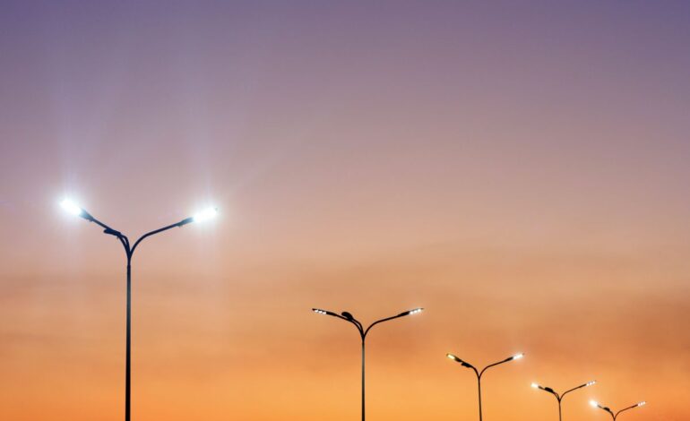Más de 30 municipios españoles reducen alrededor de un 60% su consumo energético gracias a Serveo