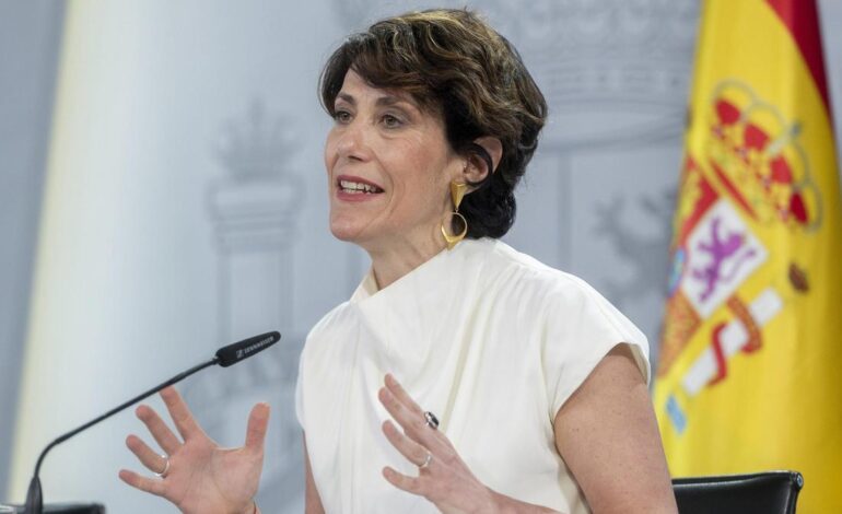 El Gobierno plantea que los trabajadores puedan volver de una baja a media jornada y sin perder salario durante el primer mes