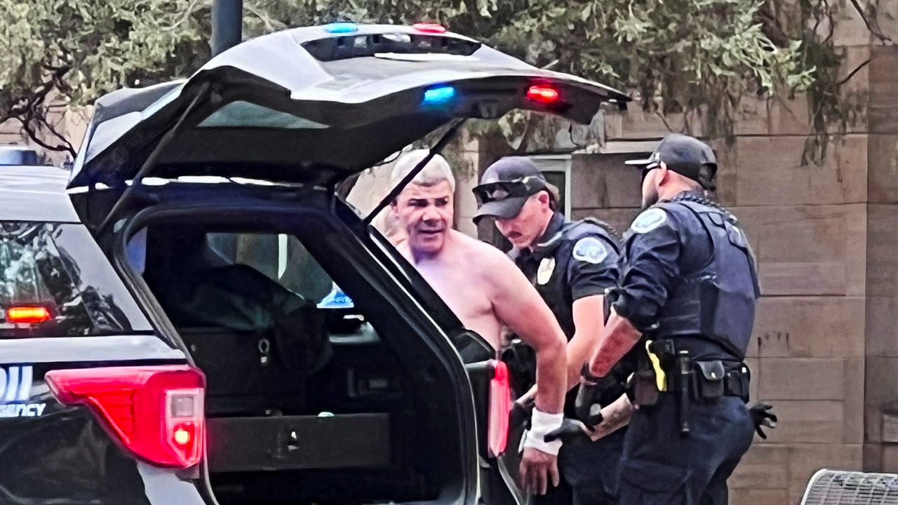 Un hombre ataca una marcha pro-Israel y hiere a ocho personas en Colorado, EEUU