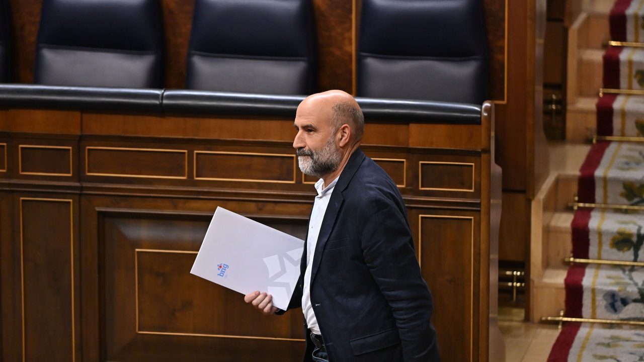 El Gobierno no puede buscar una foto que desvíe la atención