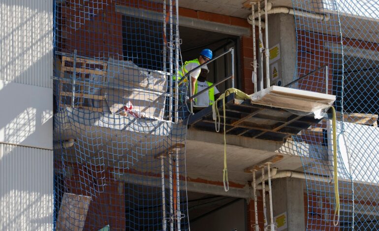 La Sareb busca acuerdos con sus proveedores antes de su «descapitalización»