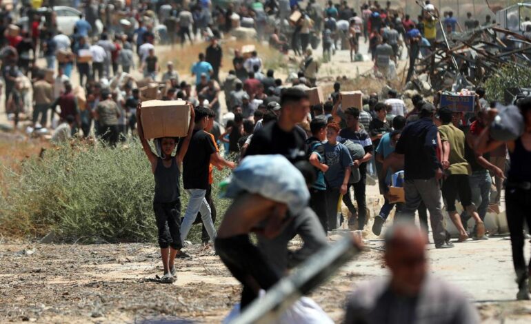 Israel arma en Gaza a milicias del Estado Islámico sospechosas de robar la ayuda humanitaria