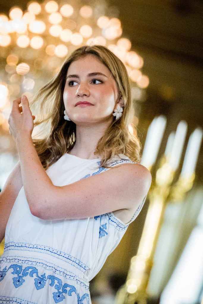 Princesa Elisabeth con su vestido de Zara de la temporada 2023