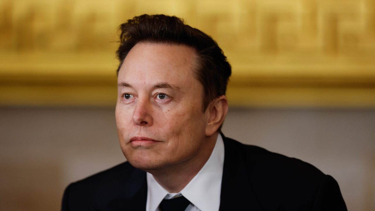 Musk recula y borra el mensaje que relacionaba a Trump con el escándalo Epstein