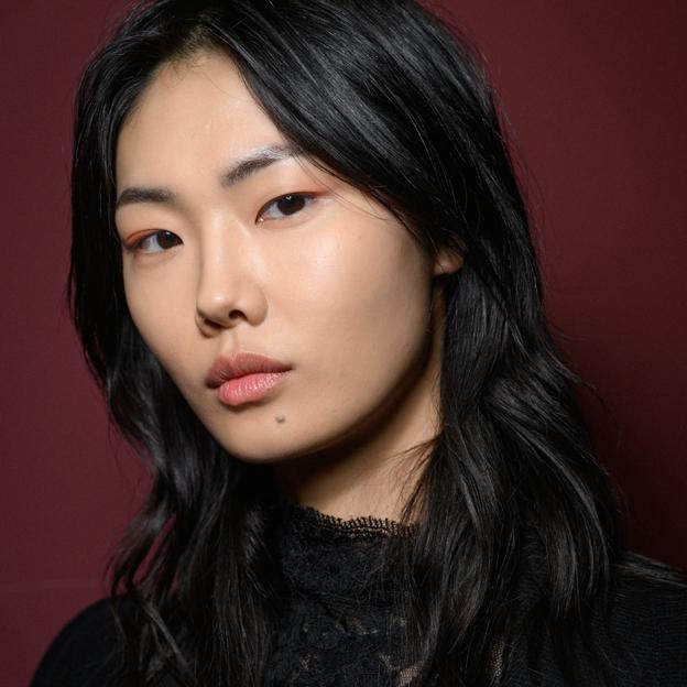 Para un bronceado natural, debe exfoliar la piel: los viejos tratamientos faciales recomendados por los expertos