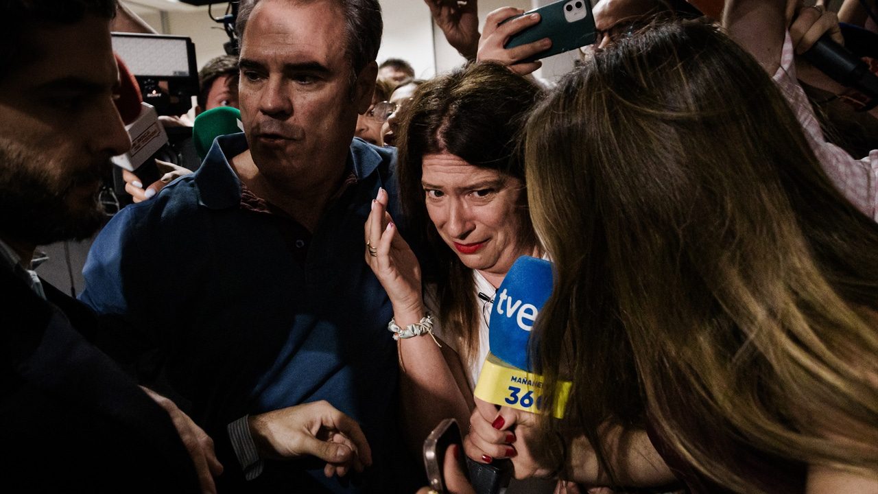 Iba a agredirla. Le he empujado para meterme en medio