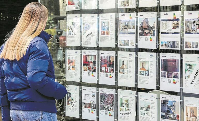 AYUDAS COMPRA PISO JÓVENES | ¿Cómo solicitar los préstamos de Catalunya para pagar la entrada de un piso?