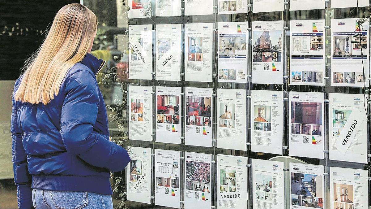 AYUDAS COMPRA PISO JÓVENES | ¿Cómo solicitar los préstamos de Catalunya para pagar la entrada de un piso?