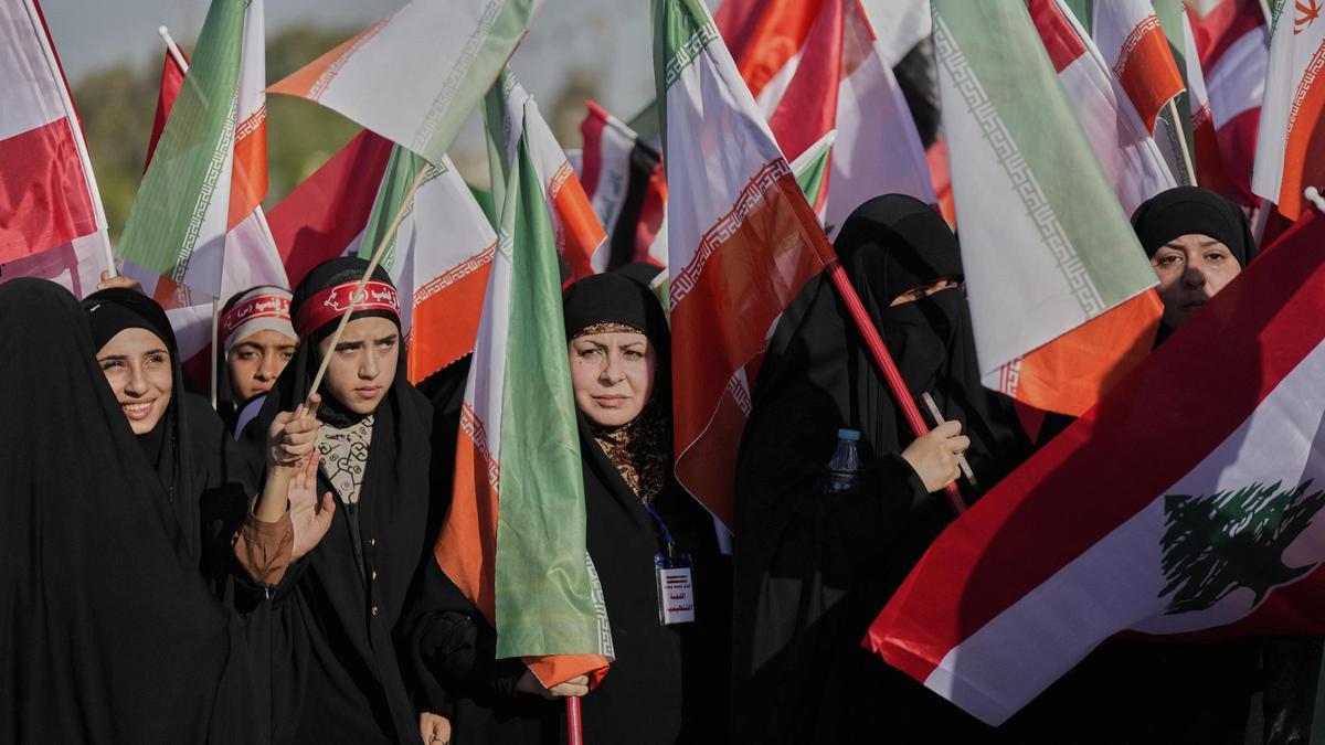 Baréin, Irak y Kuwait suspenden el tráfico aéreo tras el ataque de Irán contra la base de EEUU en Qatar