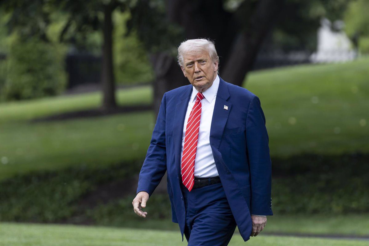 Trump aumenta del 25 al 50% los aranceles al acero y aluminio