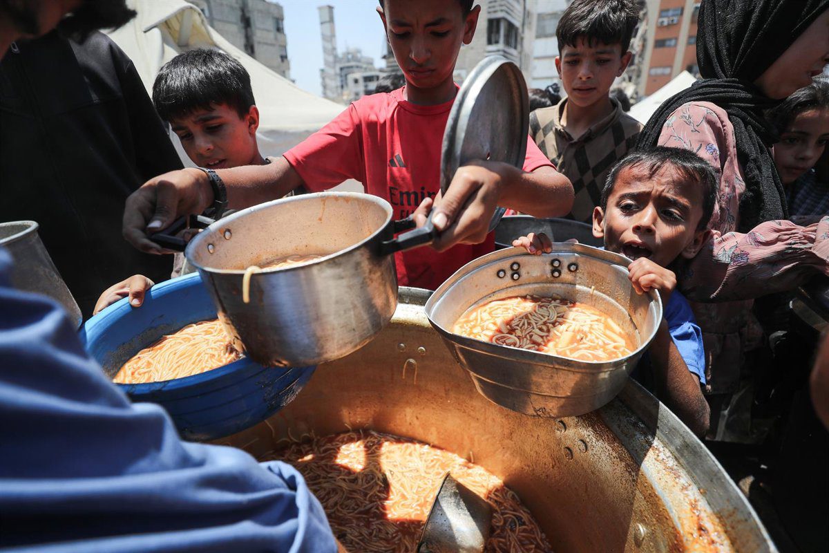 Israel acusa a Hamás de robar la ayuda humanitaria en Gaza y ordena al Ejército un plan de acción
