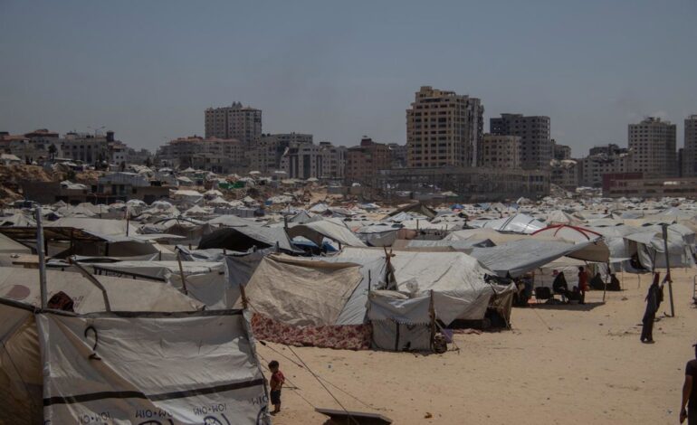 Al menos 33 muertos, incluido un periodista, en un ataque israelí en la Franja de Gaza