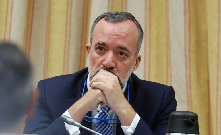 La jueza deja en libertad a Francisco Martínez, ex número dos de Interior, al no existir ya riesgo de destrucción de pruebas