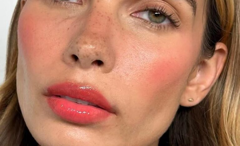 Labios jugosos: glosses de labios ideales para llevar un clean look en verano