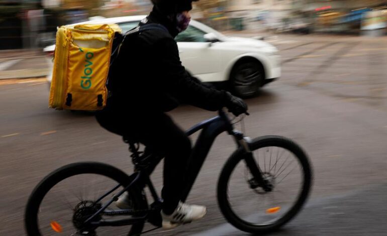 Bruselas multa a Delivery Hero y Glovo con 329 millones de euros por participar en un cártel de reparto de comida online