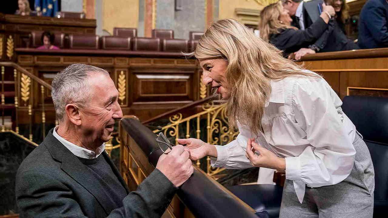 Compromís amenaza con romper con Sumar por negarse a citar a Sánchez en la comisión de la DANA