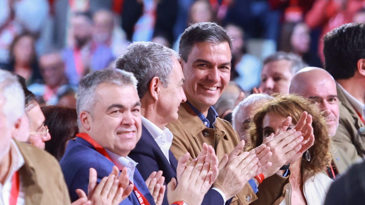 El entorno de Sánchez ya le avisó antes del congreso de Sevilla en el que ratificó a Santos Cerdán que no era de fiar