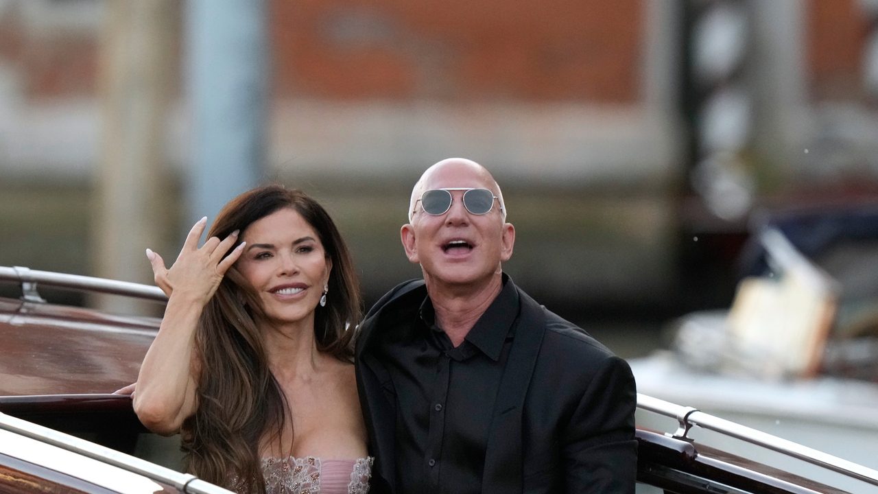 así ha sido el final de la boda de Jeff Bezos y Lauren Sánchez