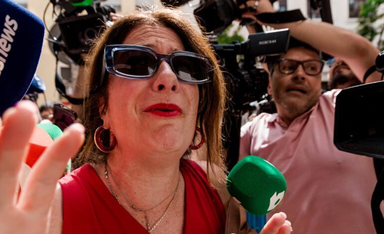 Leire Díez, tras su baja del PSOE, comparece sobre los audios de la UCO