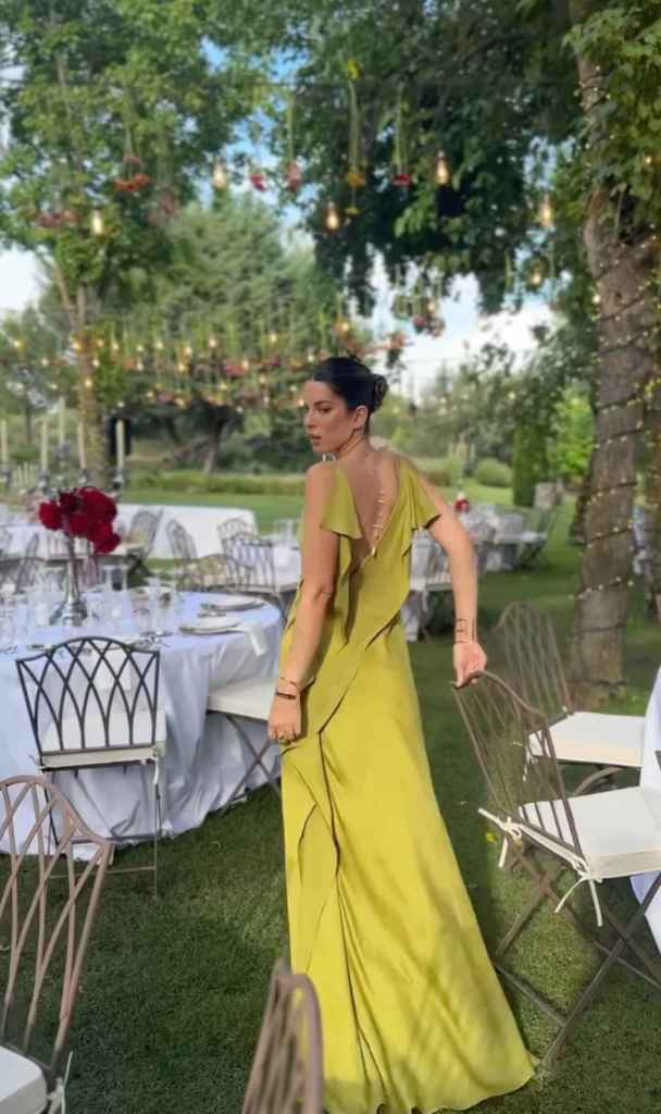 La mirada invitada de Marta Riummbau en el matrimonio de Susana Molina