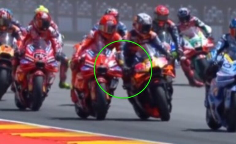 El peligroso toque entre Marc Márquez y Pedro Acosta que pudo acabar con ambos fuera de la carrera