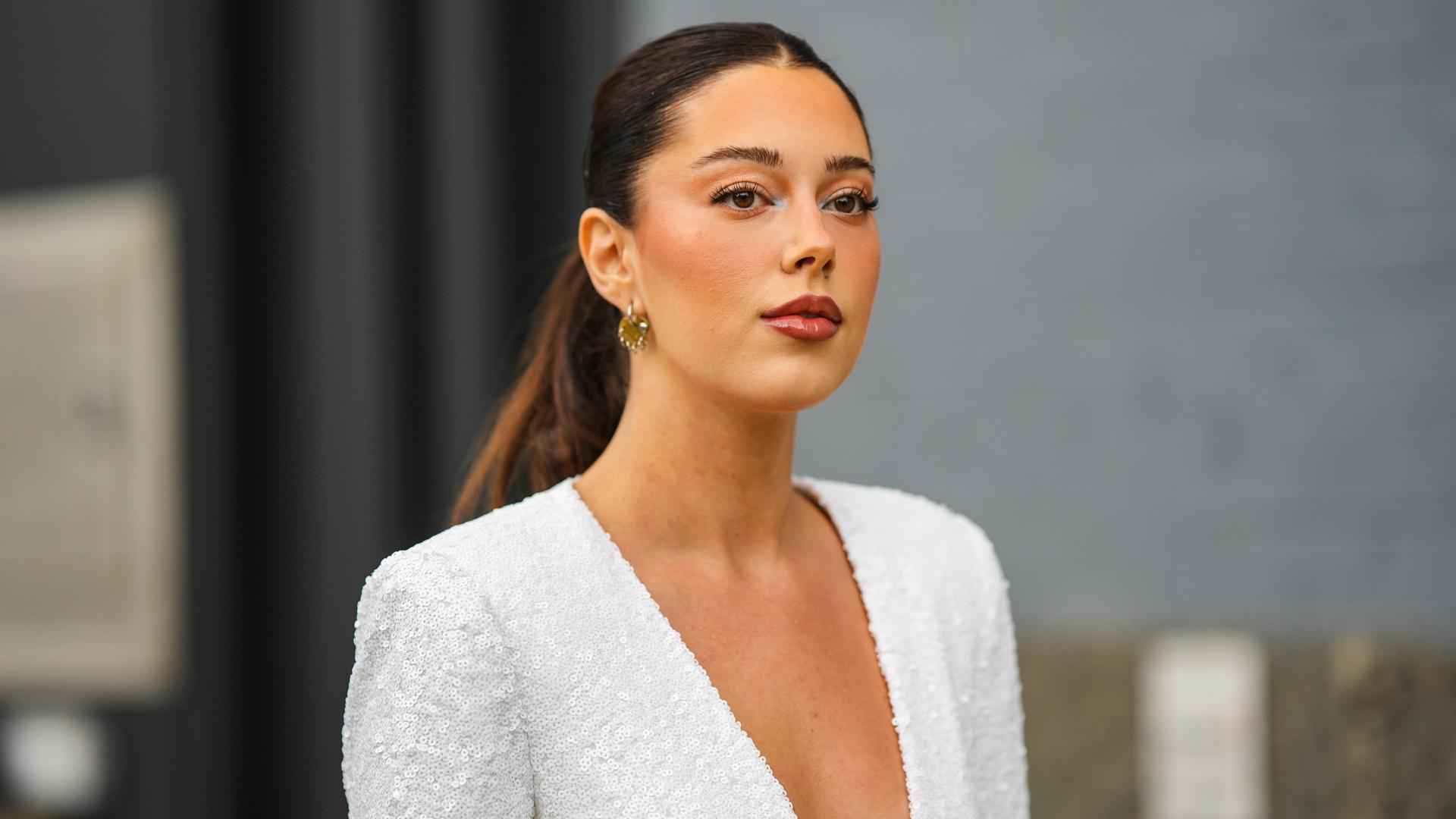 Bronzed Goddess Makeup, el mejor paso a paso para conseguir un rostro bronceado sin tomar el sol