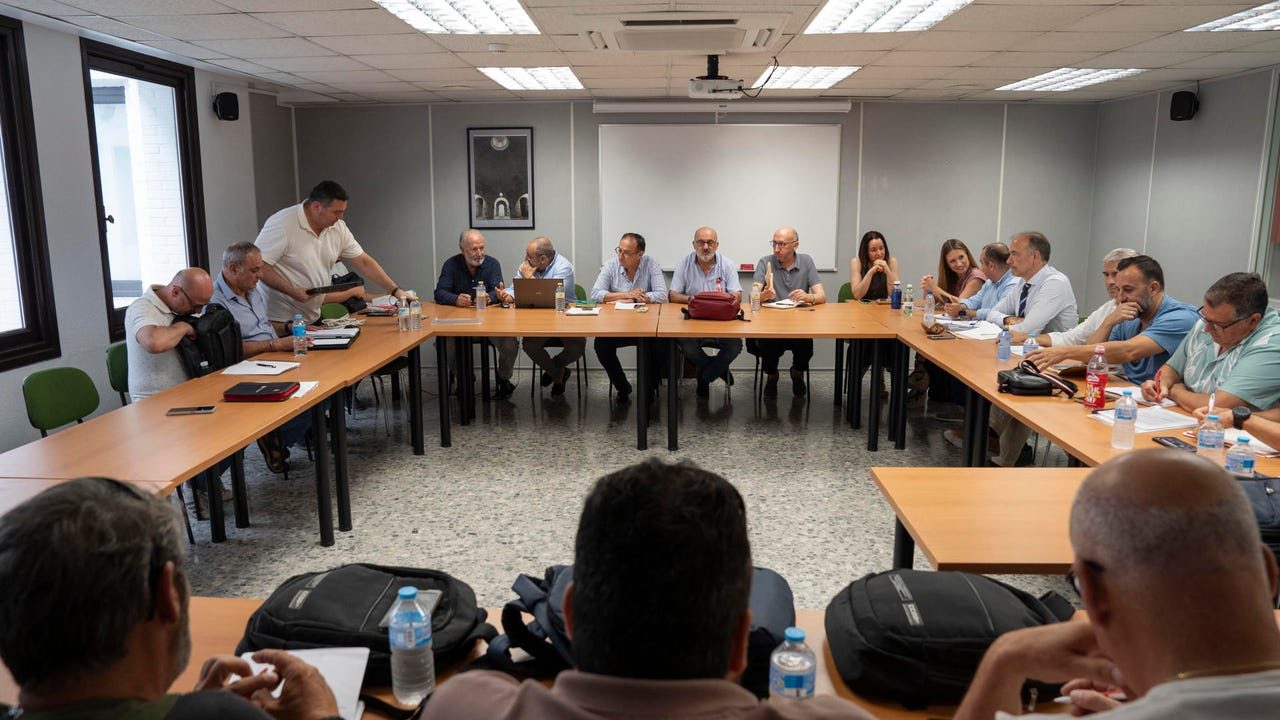 cortes en los accesos a los astilleros pese al preacuerdo para desconvocarla