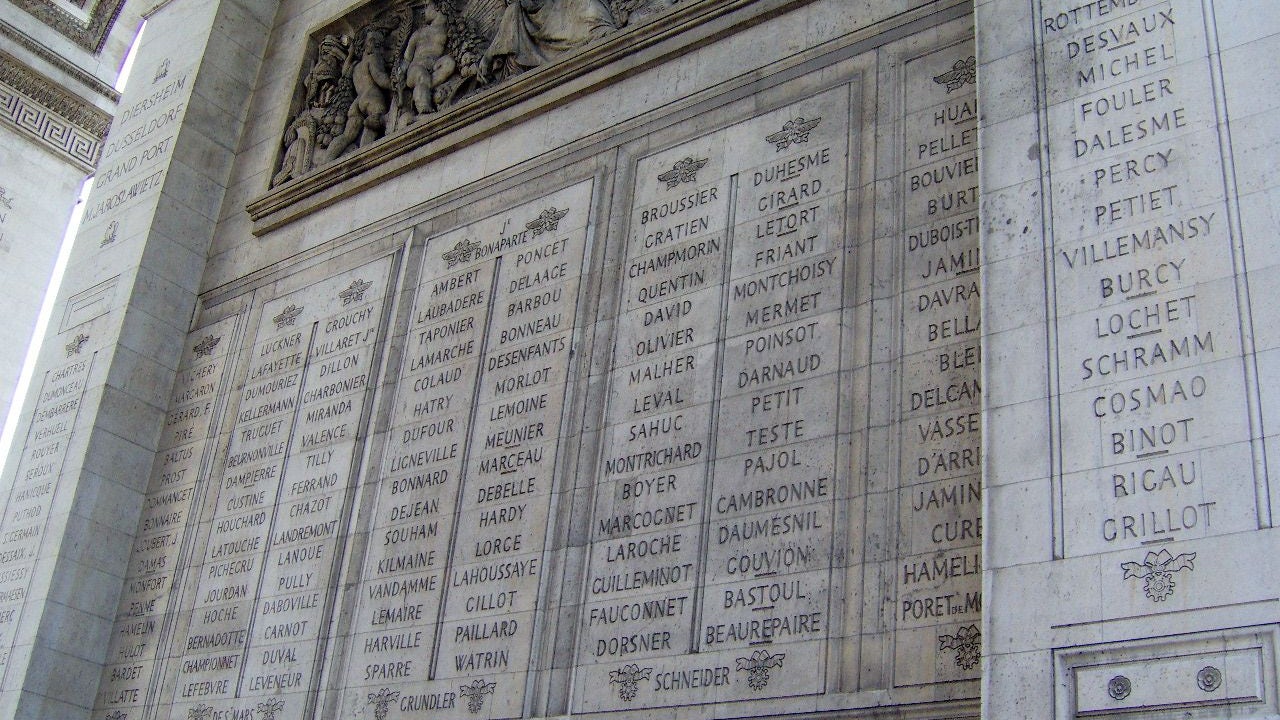 El nombre de 31 ciudades españolas está oculto en este emblemático monumento francés: esta es la razón